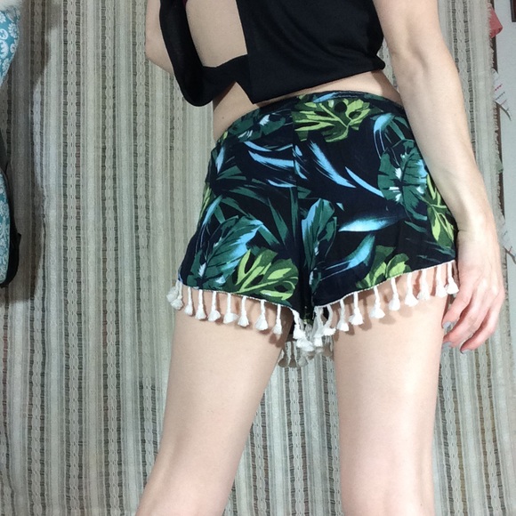 SOLD PAPER HEART Tassel Fringe Tropical - Picture 6 of 6